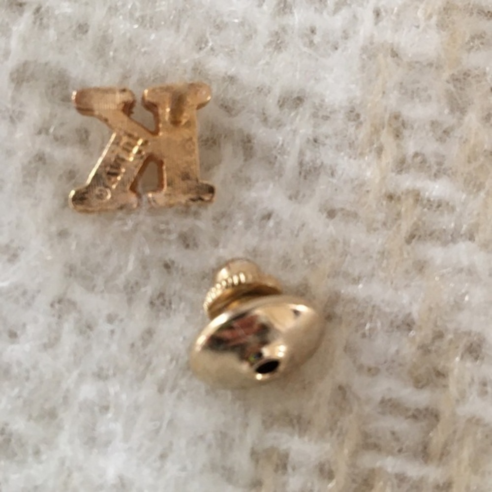 Vintage Avon Letter “K” Goldtone Pin Brooch - Picture 6 of 6